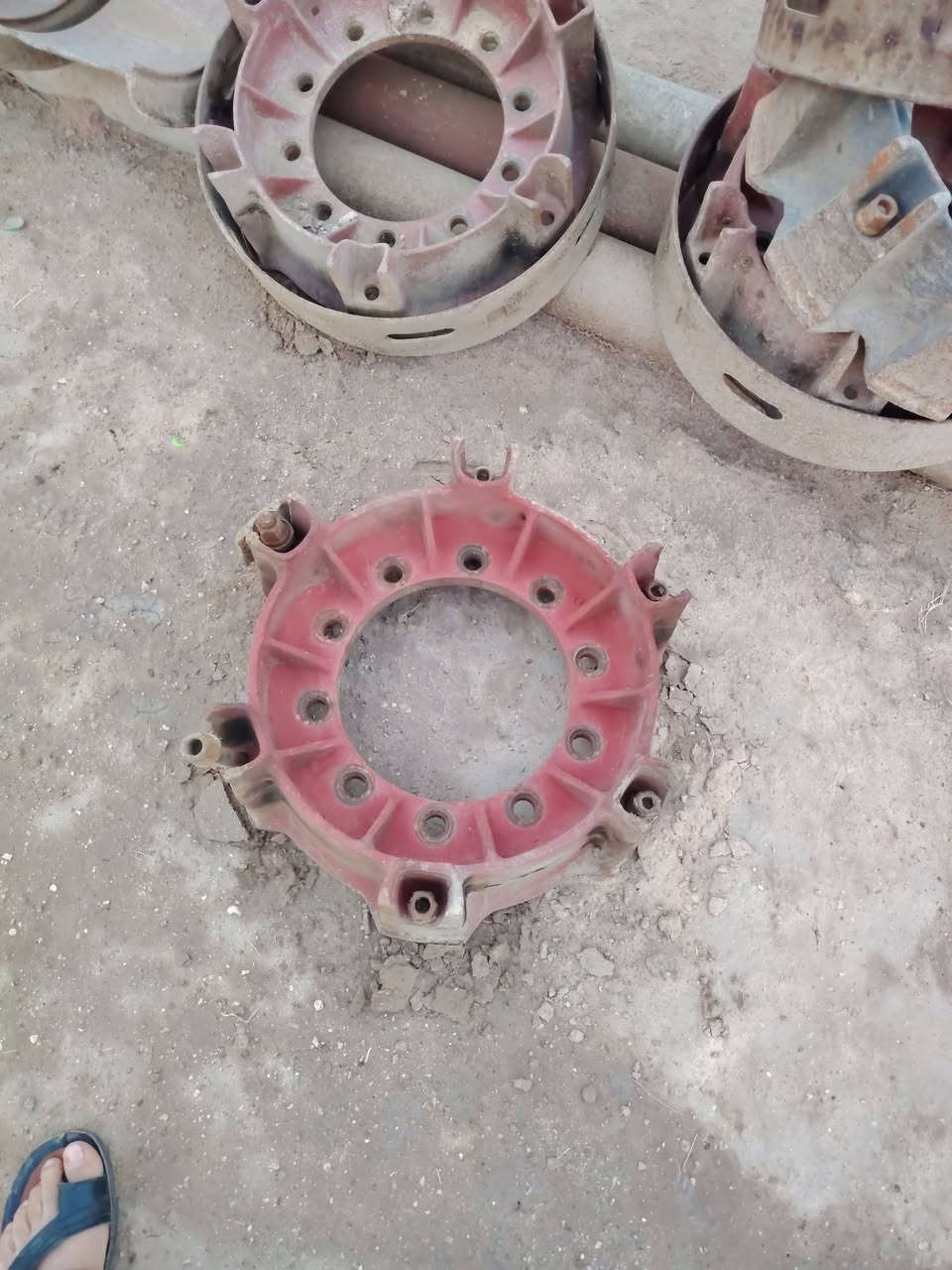 السلام عليكم البيع
٣ برميخ ابو ٦ واحد ابو ٩
 طواكه ٤
٨ ويلاله قطع
مكاني بابل
رقمي ***********
