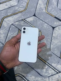 ايفون 11 ١٢٨ • نضيف • بطارية ١٠٠٪