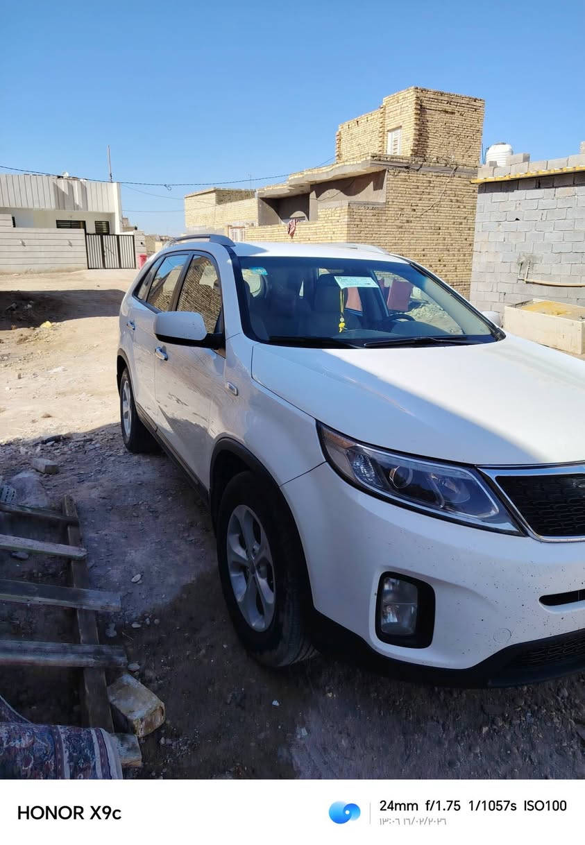 سورنتو 2014 خليجي لبيع او مراوس لاستفسار ***********
لا يجي واحد واكتب السعر ومدري شنو شراي انتصل وانه انطيك تفاصيل
