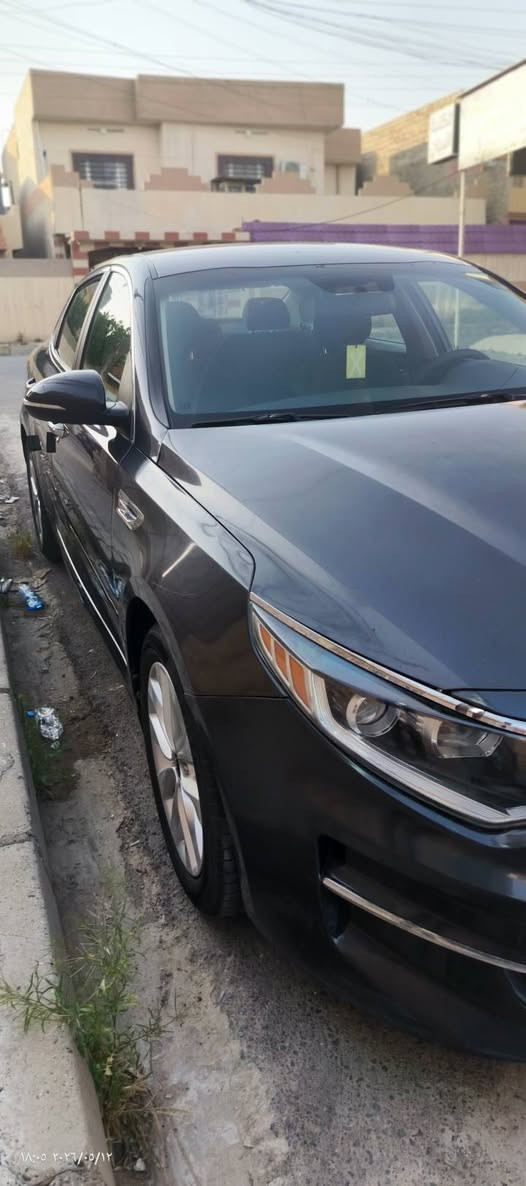 اوبتما
محرك 2400 GDI 
كير AT المرغوب 
شرط المكينه و الكير 
ماشيه ٧٠ الف حقيقي شرط عالفحص 
وارد. ضررها جاملغ وبوند قطعتين فقط 
السياره كلها وضع شركه فول مواصفات عده البصمه 
 كامره دواره اصليه مالها شاشتها اصليه شركه تحكمات ستيرن كروز سرعه كير أوتو وعادي .  شرط بدون أي تقحيل هاي لمعتها وما مبولشه شرط 
طخم تاير جديد صدر امامي خلفي جديد كص ترايك وين ما تريد السياره طبه 
شرط الوكالة أو التحويل إني الشرعي مالها 
***********  بي واتس 
السعر مناسب 125 
موصل حي الميثاق
