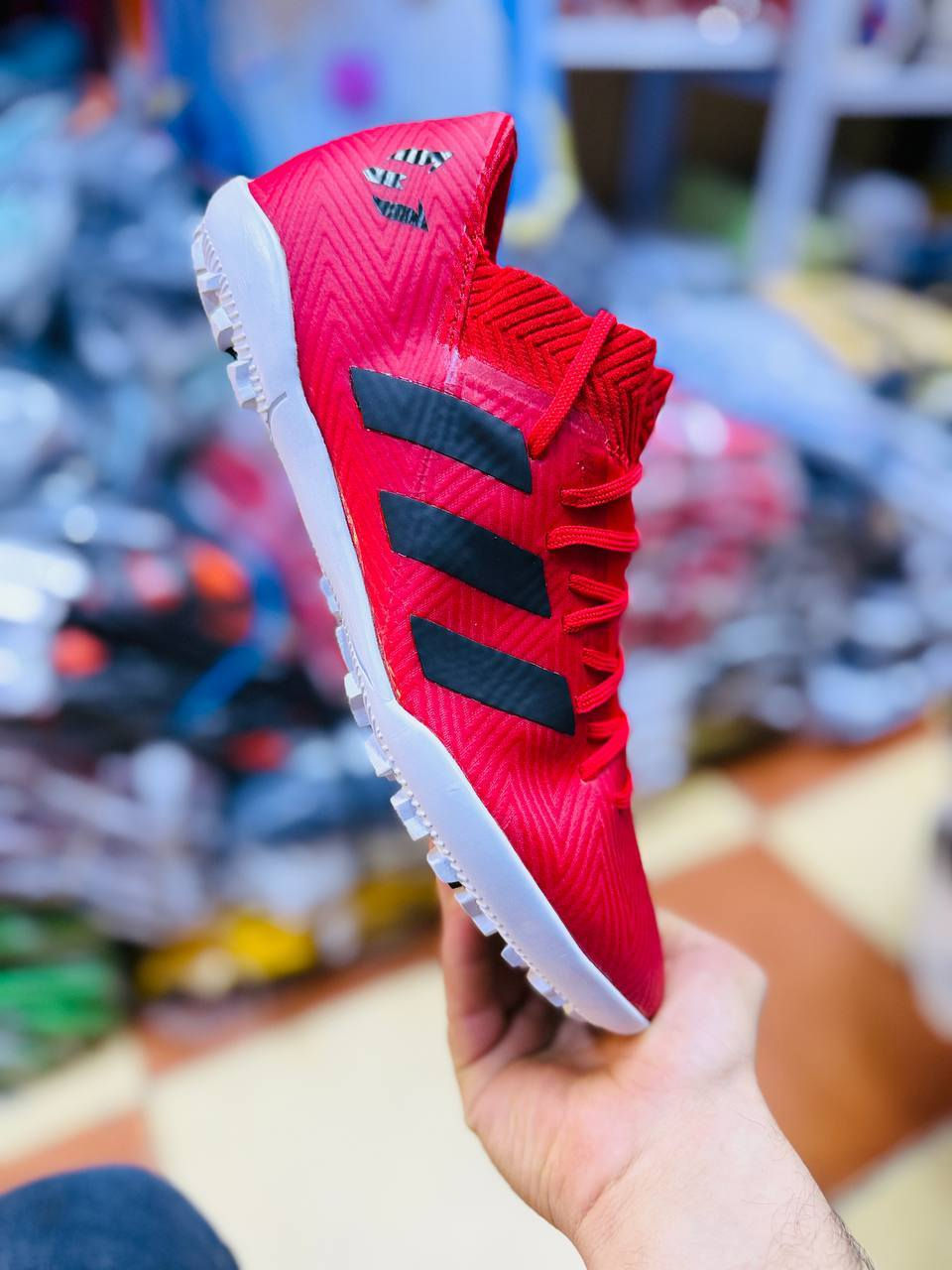 السلام عليكم شباب طيبه 

حذاء ميسي اصلي ستد 

حذاء ميسي اصلي محبب

حذاء ميسي النسخة الثاني محبب 

حذاء اير زوم اصلي ستد 

حذاء بوماك اصلي ستد 

حذاء محبب خياط داخلي خارجي 

يوجد توصيل لجميع المحافظات العراق


**إذا كنت صاحب هذا الإعلان وتريد حذفه لأي سبب، رجاءا أرسل رسالة إلى الدعم الفني**