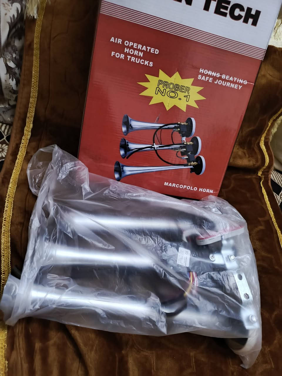 للبيع هورن جديد سعر ٥٠ وبي مجال للشراي


**إذا كنت صاحب هذا الإعلان وتريد حذفه لأي سبب، رجاءا أرسل رسالة إلى الدعم الفني**