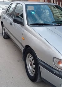 نيسان صني صندوق للبيع  محرك 16 السيارة تبريد شغال ثلج سيارة بلاديه على...