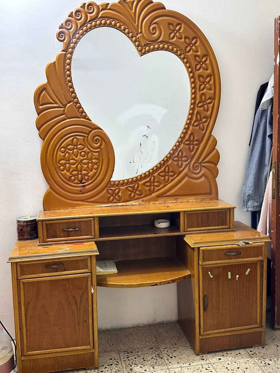 غرفه نوم مستعمله نضيفه استفسار خاص


**إذا كنت صاحب هذا الإعلان وتريد حذفه لأي سبب، رجاءا أرسل رسالة إلى الدعم الفني**