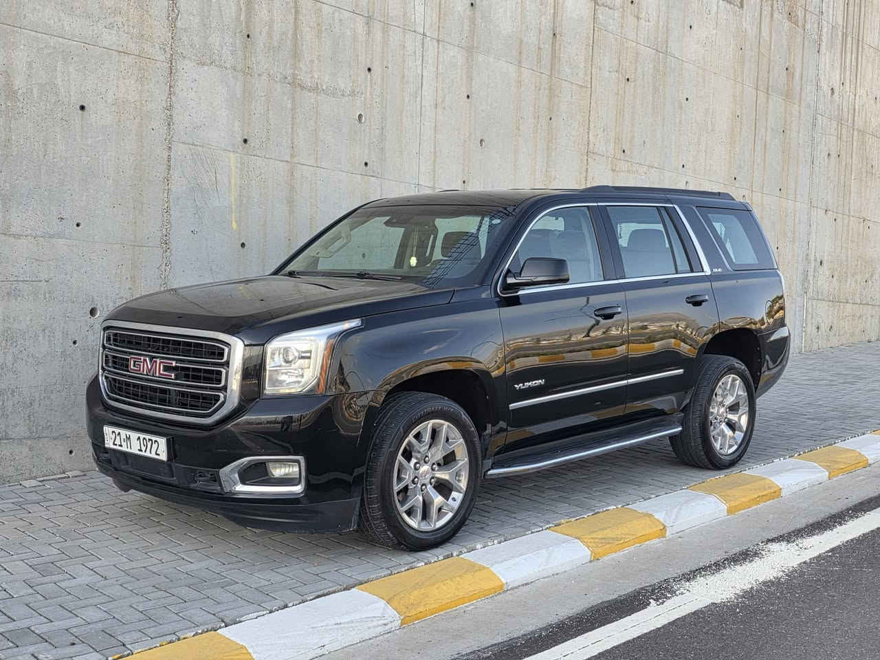 Gmc sle 2018 
جی ئیم سی ٢٠١٨
وارد خیلجی 
ماشي 83000 کم 
دبل اکسل 
رادار 
شاشە 
کامیرا 
کشن كهربائي 
سيارة بدون صبغ 
بس بي شوية بارد 
محرك او كير كلشي بشرط مامفتوح 
سنوي جديد

مكان سليمانية
رقم الهاتف : ***********
