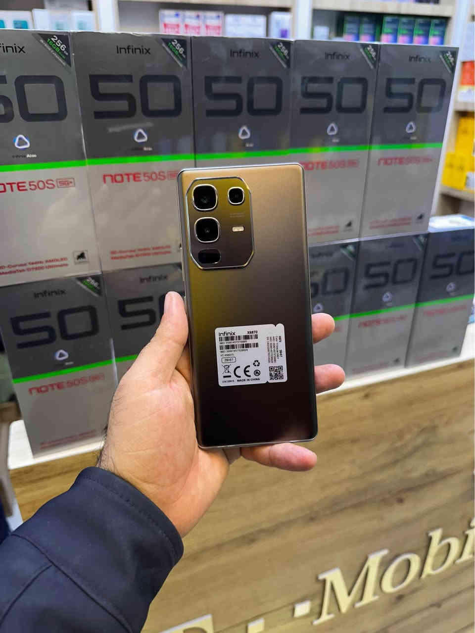 (          infinix note 50 S     )
🔥 ئێستا لە تی موبایل بەردەستە 🔥

🌹🌹🌹🌹🌹🌹🌹🌹
🌺قەبارەی ڕونما :6.78
🌺جۆری ڕونما :  amoled 
🌺نوێبونەوەی ڕونما : 144HZ
🌺ڕام :8GB
🌺بیرگە : 256GB
🌺چارەسەرکەر :   Dimensity 7300 ultimate   
🌺کامێرەی سەرەکی :  64MP
🌺کامێرەی سێڵفی : 13mp
🌺باتری :  5500mAH
🌺توانای بارگاوی بونەوە : 45W

نرخی 280 هەزارە

ئێمە لە تلگرام : https://t.me/Tmobile_yuu

هەموو پەیج و پلاتفۆرمەکانی ئێمە:https://takl.ink/T.mobile/

ناونیشانی ئێمە:
تی مۆبایل - سلێمانی - بازاڕی حەمە ســور - پشت چایخانەی شەعب - دوکــانی ژمارە { ٩ } 
***********
--------------
*********** السليمانية, العراق
