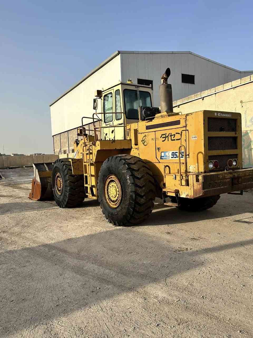 شفل داش تو موديل 89 ارقام وسنويه انكليزي حجم 95 مكان بصره الزبير سعر 4ونص وبيه مجال ***********
