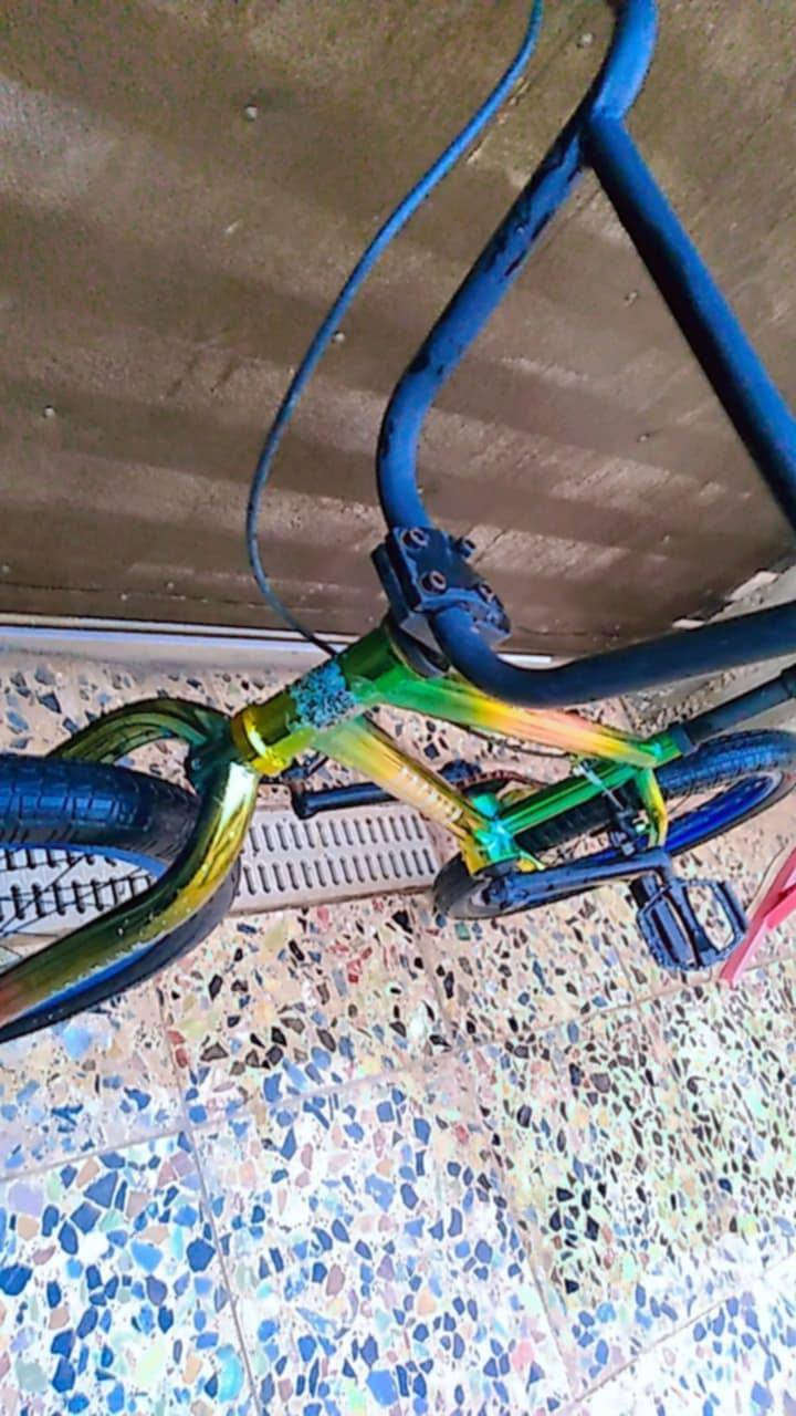 السلام عليكم بايسكلBMX7الوان
سعر خاص
رقم ***********
