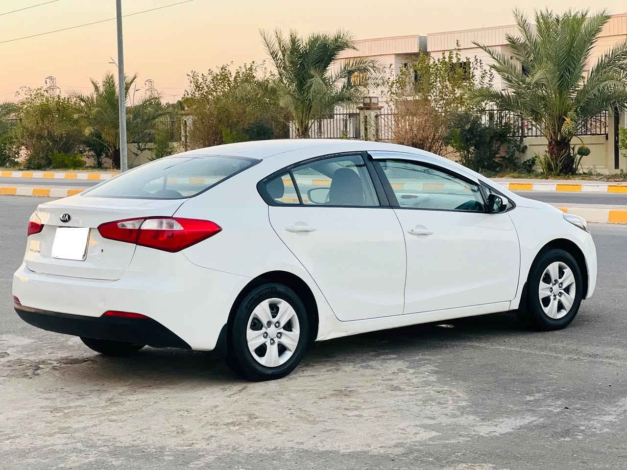 للبيع بسعر مناسب جداً 113$
اعتذر عن القسط والوعده..
كيا سيراتو 2015 خليجي لون ابيض 
رقم كركوك دولي الجديد شرط التحويل والغرامات
سنويه لل 2028 ..هزه جديده
السياره كفاله عامه من كلشي وشرط الفحص..
محرك شرط مامفتوح وبدون عيب ..
كير صدر تبريد تايرات كهربائيات كلها شرط
السياره جديده حيل بمعنى الكلمه وجاهزه وشرط التراي ماشيه 170 كيلو حقيقي..
السعر 113$
مكاني صلاح الدين تكريت
هاتف ***********
هاتف ***********
رجاءً ما اقفل سعر بالجهاز تعال وبيك خير وتدلل
