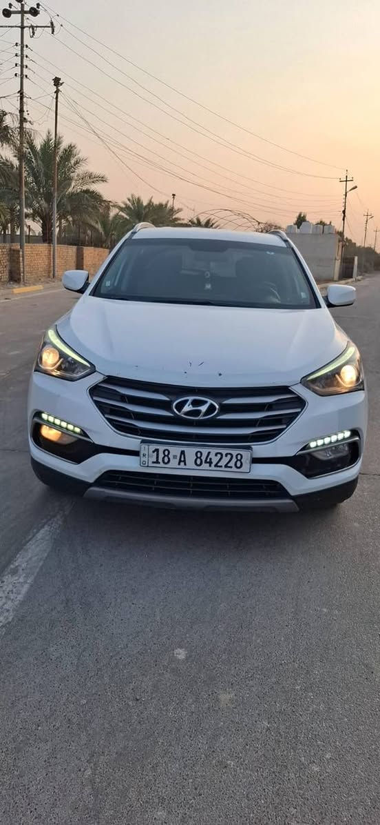 السلام عليكم سنتافي موديل 2018  وارد أمريكي حادثه من امريكا  ميكانيكي راجز مكينه سياره جديدة واستخدام شخصي كير ومكينه وحدادية وكشر مكفولات ما عدا خشم البنيد بي بارد  رقم السيار بابل انكليزي بسمي شرط التحويل  ترهم مراوس بسياره كوري ناصي  السعر 167 وبيه مجال مكان السيارة بابل  رقم الهاتف *********** واتساب
