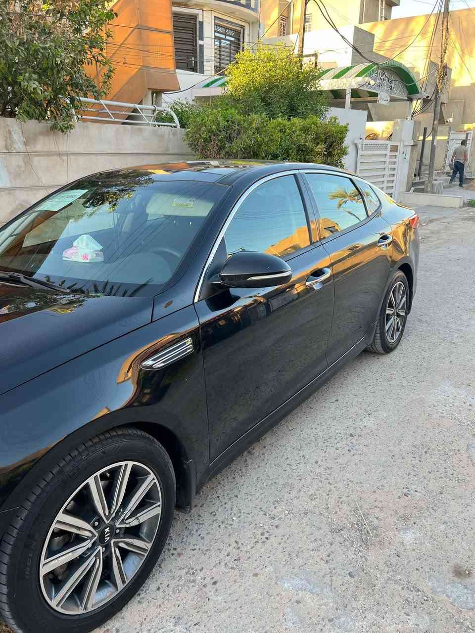 كيا اوبتما 2019 للبيع نص فول حادثها موجود بصور وبغداد صارت ضربه بيها بلباب كلش صغيره مرقمه بغداد الجديد 
سياره حيل نضيفه من ناحيه مكينه ومن ناحيه كشر السياره 
السياره معروضه ب 130 وبيها مجال للشرايه 
لتواصل: ***********
اتصال عادي واكو واتساب هم
