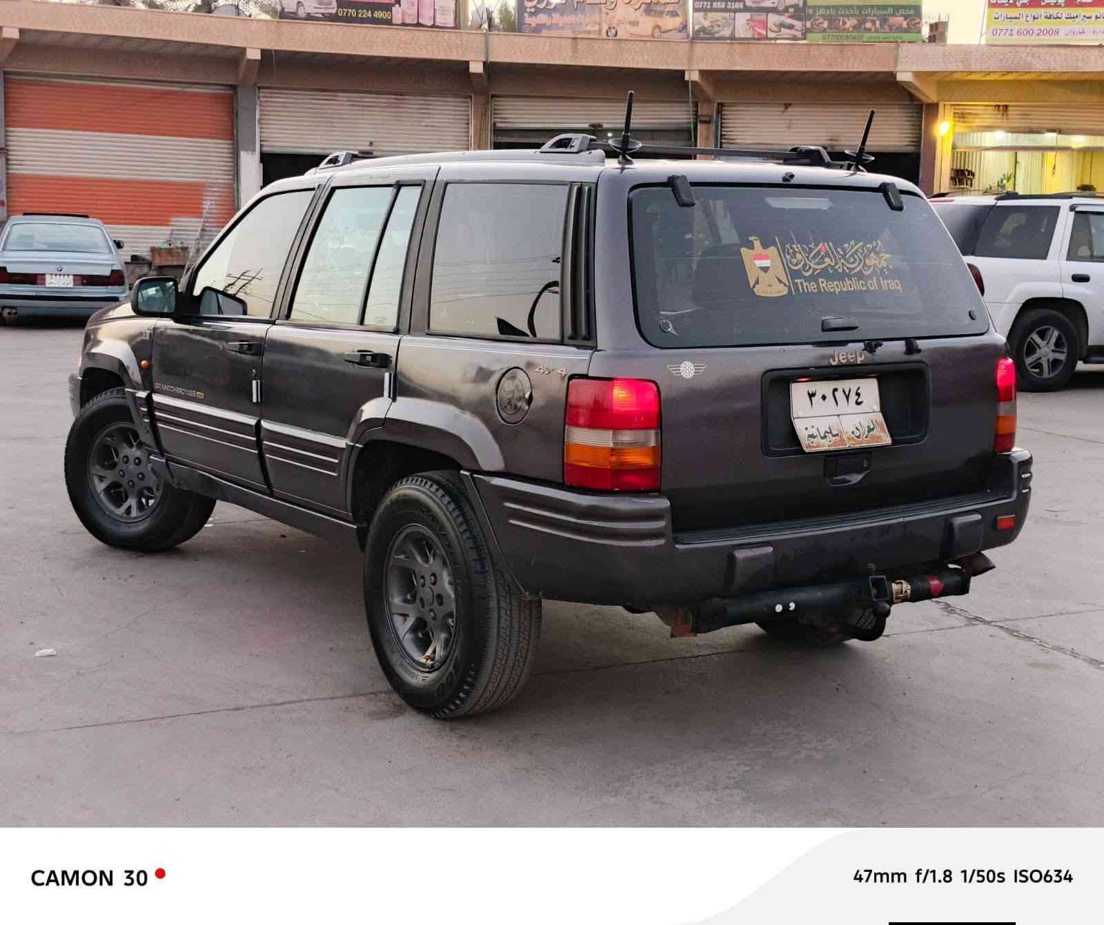 اقره المنشور واتصل رجان (مراوس فقط) ***********
سلام وعليكم اخوان جيب شيروكي كلاند موديل 96بلاديه مكينه 8سلندر دفع رباعي تحكم ستيرن مرايات شفط شاشه تحكمات سنتر لوك سياره احله من صور سياره بيها بس البور ستيرن  والايسي يرادلهن تبديل سياره خير من الله  مكان سياره ديالى المقداديه
