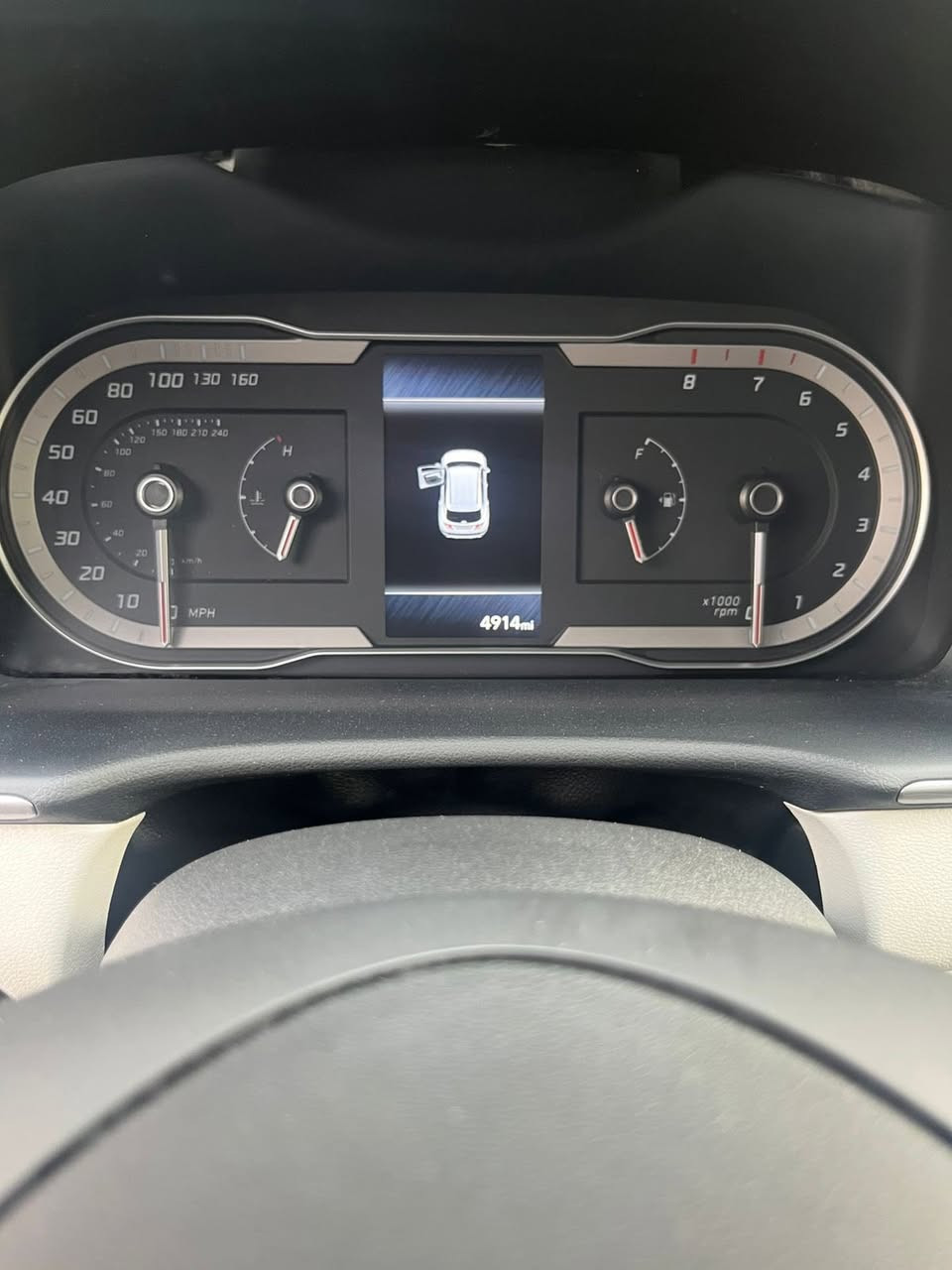 السلام عليكم
توسان 2023
بصمة 
كرسي كهرباء 
رادر امامي 
رادار جانبي 
قيادة ذكية 
جنطة كهرباء 
تحديد مسار 
تشغيل عن بعد
وارد امريكي
رقم بغداد تحويل ثاني يوم
سياره مال بيت نضيفه كلش احلى من صور
مكاني بغداد رقم ‭٠٧٨٤ ٣٥٧ ٨٦٧١‬ السعر 190 ورقه وبيها مجال بسيط
