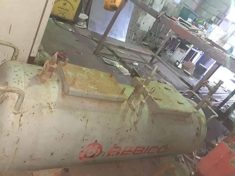 سلام عليكم بطل هواءحجم300
للبيع نوع هيتاشي نضيف
مكان البصره


**إذا كنت صاحب هذا الإعلان وتريد حذفه لأي سبب، رجاءا أرسل رسالة إلى الدعم الفني**
