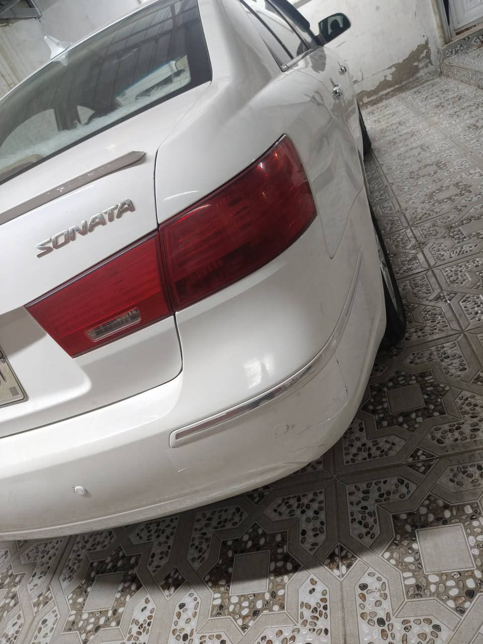 السلام عليكم سوناتا 2009 رقم بطانيه شرطه تحويل رقم دهوك سياره بها اربع قطع صبغ بدون ضرر بس كلير يعني اي ضربه  ما ابي السعر 119 وبمجال العنوان موصل رقم التليفون ***********
