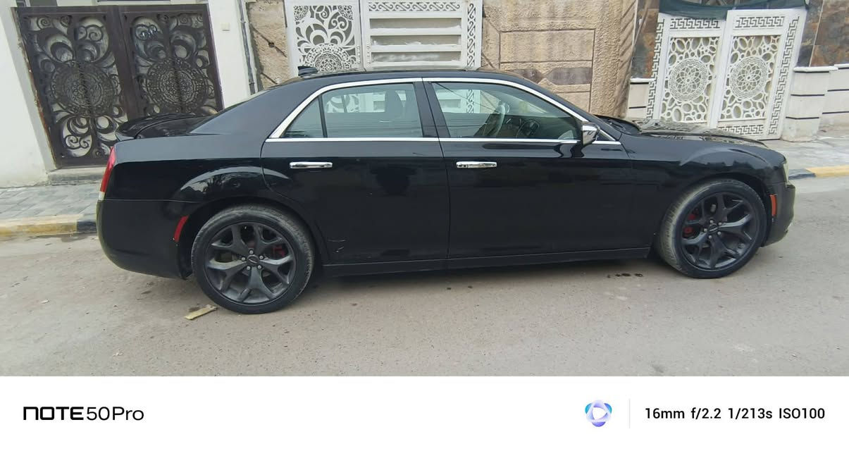 سلام عليكم اوباماموديل2016حادث جاملغ وباب للبيع او المراوس بجارجر بيضه السعر 190مكاني الغزاليه ***********صدرالسياره تعبان ودعاميه محلوه
