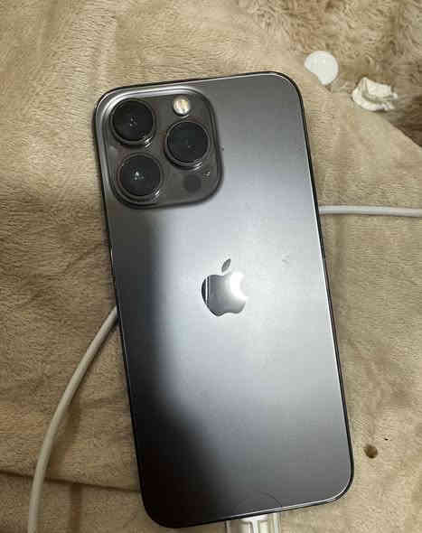 ايفون ١٣ برو فقط 
مبدل شاشه فقط 
اي خلل مابي كوله شغال 
السعر ٤٦٠ الف 
بغداد جسر ديالى 
***********
