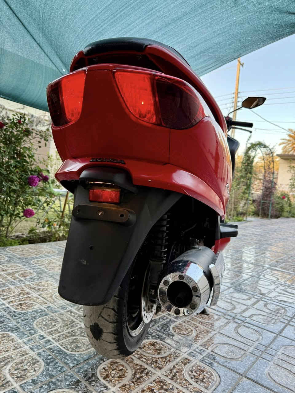 للبيع 08 فورزه دراجه رمبه الدراجه وعله ايد وحده حته كتلوك بيه تلاث كير سبع نمر.  مكان ديالى المقداديه سعر مليون رقم ***********
