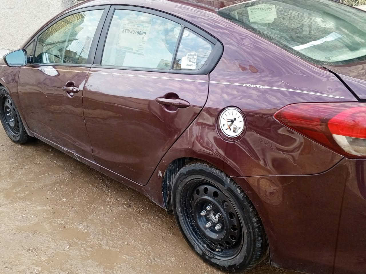 السلام عليكم للبيع كيه فورتي 2017 رقم اربيل دولي تحول مباشر السياره بيها قطع صبغ وبيع حزام السياره محينه وكير حداديه خير من الله السعر 88 العنوان بغداد حي النصر رقم الهاتف ***********
