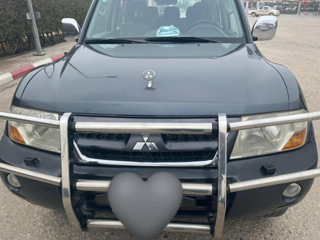 سلام عليكم باجيرو للبيع٢٠٠٦ رقم بغداد محرك ٣٨٠٠ الكير ٥ نمر نشطه تراي جكساره سنويه مجدده لل٢٨  محرك مبدل طابوكه حاويه مكينه جديده ستندر دك جرس بسرعة ١٢٠  تخم تاير جديد حداديه اماميه وخلفيه وتخم دبلات جدد  تبريد ٣ قطع ثلج ويه السويج باتري ودينمو شادهن جدد سياره مكفوله من الصبغ ماعده بلاستك الدعاميه الاماميه مصبوغ وبيه شخوط خباثه ناعمات ممبينات اله توصل يم السياره يله شوفهن بيه كامره خلفيه وشاشه بمكان الامرايه الوسطيه سياره بسمي تحويل ثاني يوم ترايك للبصره  المكان النجف ت*********** بيه مكانين بارد على كد شبر  غرفته دوشمته البلاديه جدآ نظيفه السعر ١٠٥ وبيه مجال قليل
