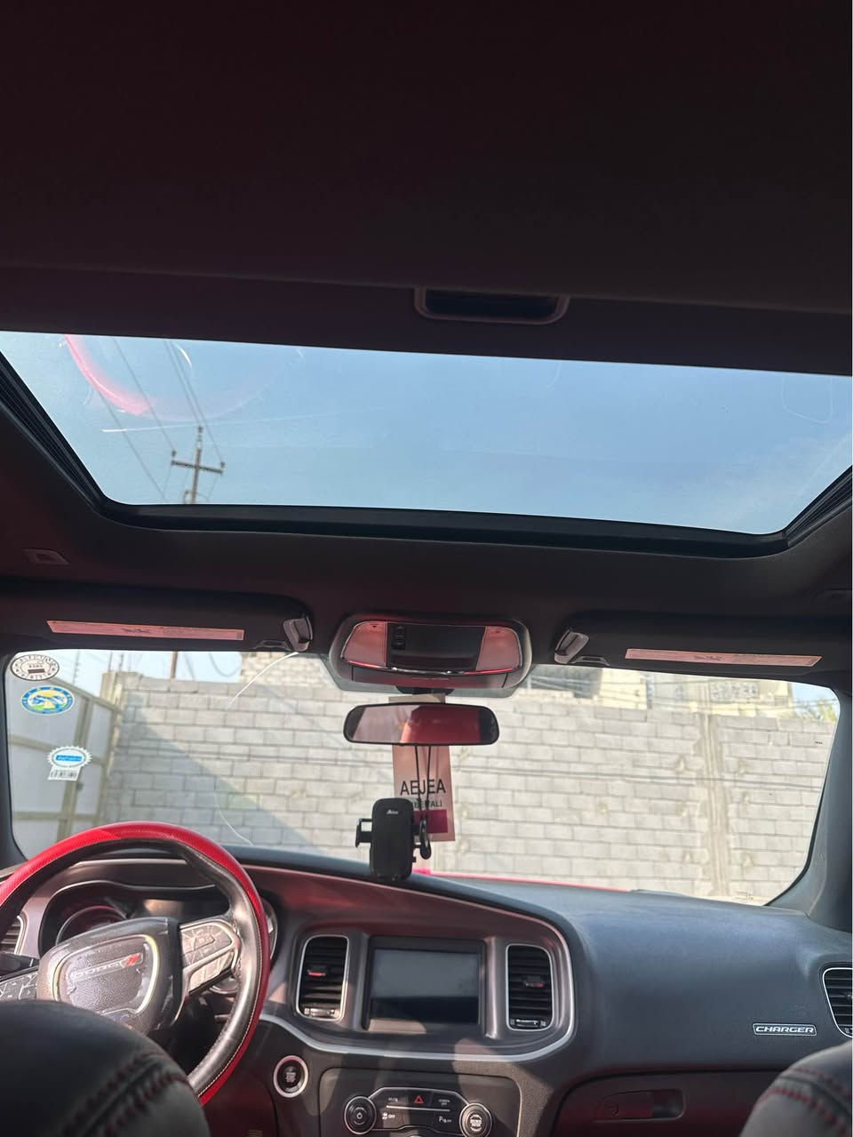 السلام عليكم  دوج جارجر 2019 لون احمر مميز حادثهة جاملغ امامي ايرباك سليم  محدثهsrt فول مواصفات  1 فتحه سلايت 2 حساس خلفي 3 كامره خلفية 4 كشنات حضن  رقم أربيل جديد سياره بسمي  مكينه6 سلندر 3600  مكينه وكير وحدادة تبريد كلهة جاهزة السعر 245  العنوان الزبير مربد جديد رقم *********** الزبير, البصرة
