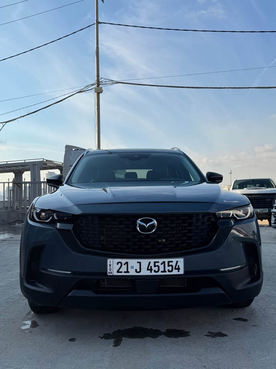 مازدا CX_50
2023  
٢ پارچەی  بۆیاخە
ڕەنگی چیمەنتۆی
مواصفات PREFEERT PLAS
لایت زینۆن ، ویل کڕۆم ، پانۆارامە، ڕادار ، ئاوینە ڕادار ، ئاوینە ئیشارات ، دەسک بصمە ، کوشن هیتەر ، سوکان ڤۆلیوم ، سوکان تەلفون ، بصمە ، بریک بصمە ، کوشن جلد ، شاشە ، SPORT ، صندوق جگ ، بگ لایت لید ، کامیرە
ـ4x4
مەکینە 2.5 بێتۆربۆ
بۆ زانیاری زیاتر کۆمینت یان پەیوەندی بکە ☎️. 
*********** 
207 مەجال السليمانية, العراق
