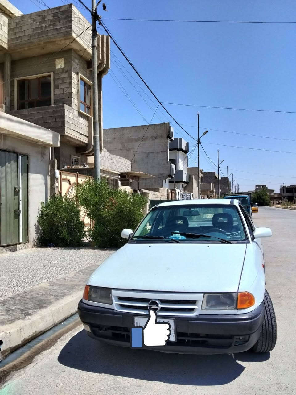 اوبل استرا موديل 93 السيارة بأسمي رقم نينوى گير ومحرك شرط السيارة بدون صبغ الجامات كهرب قفل مركزي السيارة تبريد فقط يعوزو غاز السعر 47 للاتصال ***********
