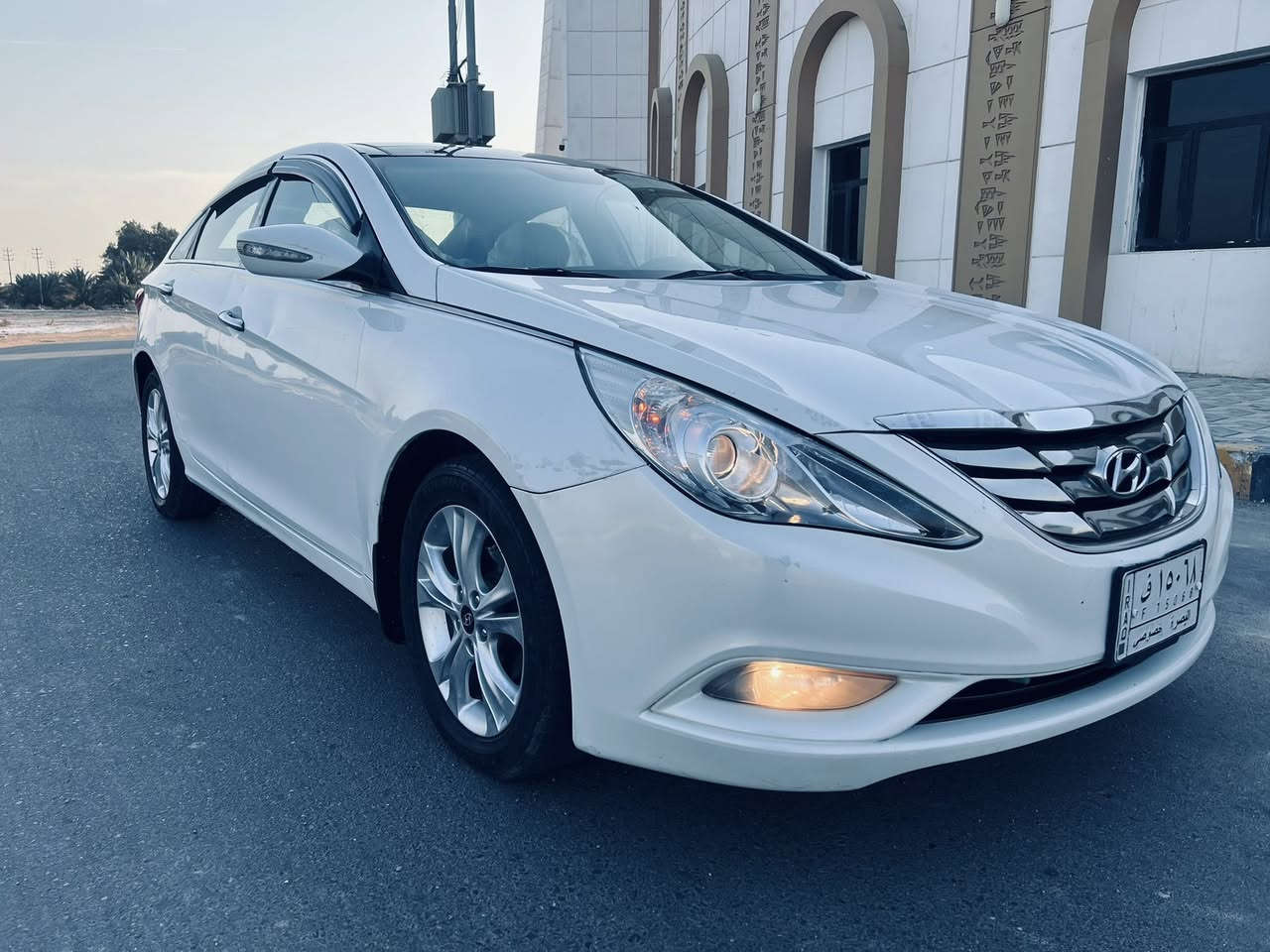 سلام عليكم 
سوناتا 2011خليجي رقم بصره تحويل ثاني يوم صبغ تجميل مقدمه الجاملغ الامامي والباقي كفاله محرك 2400 دوش فول مواصفات 
اخوان السياره جديده وجاهزه من كلشي بلعافيه على الياخذه السعر 118 وبيها مجال بسيط جدا العنوان الناصريه مركز للأستفسار اتصل على الرقم ***********
