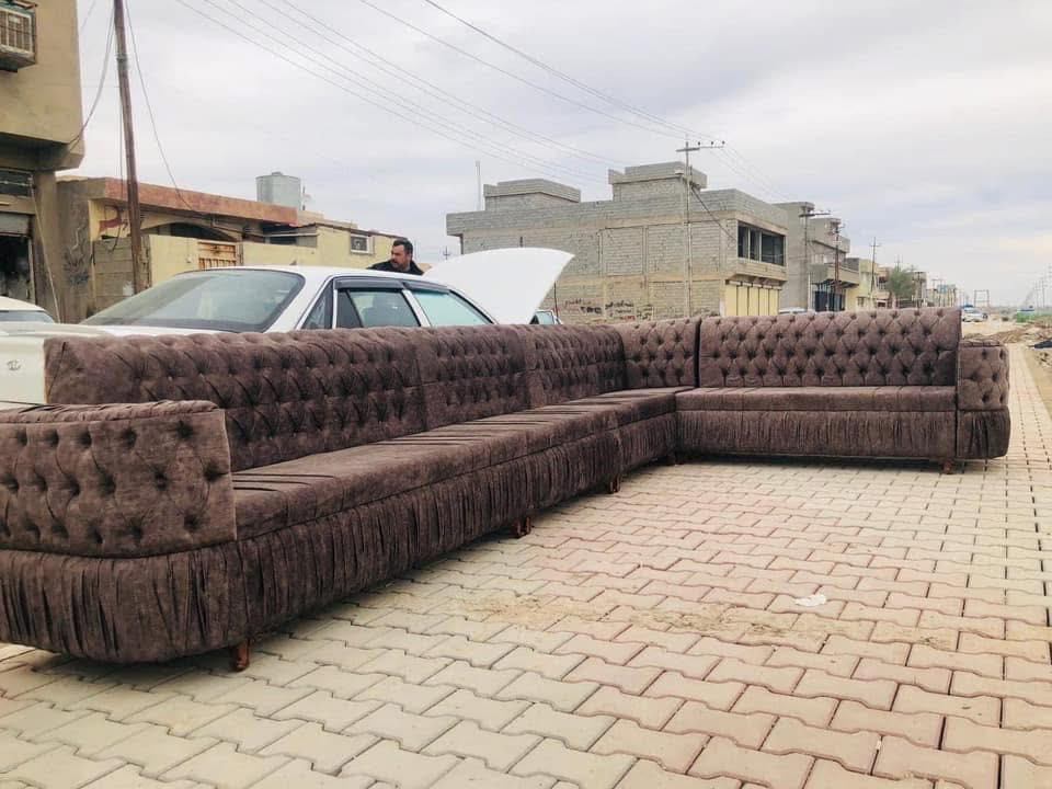 يعلن معمل الياقوت للديوان الحديث عن توفير جميع الالوان وموديلات 
مميزه 🤗🫶🏻
حسب طلب الزبون 🆕
يتكون الديوان من 5 قطع 
      قياسه (7امتار )❤️
     
10 مقاعد 🩷

كما تتوفر قياسات حسب المساحة والطلب 🫣✨
مواصفات  العمل ✨
خشب جام روسي 
المقعد مضغوط 
سفنج مميز اول 
قماش تركي درجة اولى 🇹🇷
العمل نفس الموصفات المذكورة
ملاحظة:يوجد مع كل طلب 3كوشات هدية+🤍✨
و يوجد  لدينا باسعار مناسبه 🇮🇶🤍

للحجز مراسله الصفحة 🤗👍او الاتصال على الرقم.  ***********  واتس اب. 
ويوجد لدينا اسعار جمله لأصحاب  المعارض
وكص حاويات 🥰🤍
