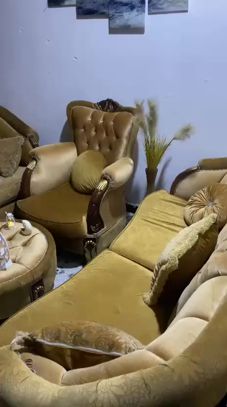 السلام عليكم قنفات البيع الله شاهد نظيفات كلش خمس قطع تجي تشوفهم بعيونك سعرهن 300 وبيهن مجال مكاني بصره شط العرب ***********
