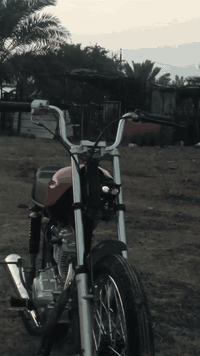 سلام عليكم 

دراجه لبيع 
شاصي ارشه كلك كلك 
مكينه نامه اصلي ما مفتوحه 
سعر 350قفل
هاذه رقمي شراي خابر 
***********
