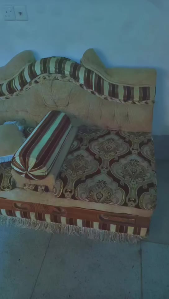 ديوان 7 أمتار عراقي مابيهم اي كسر انضاف سعر 100 قفل من الخير ***********
