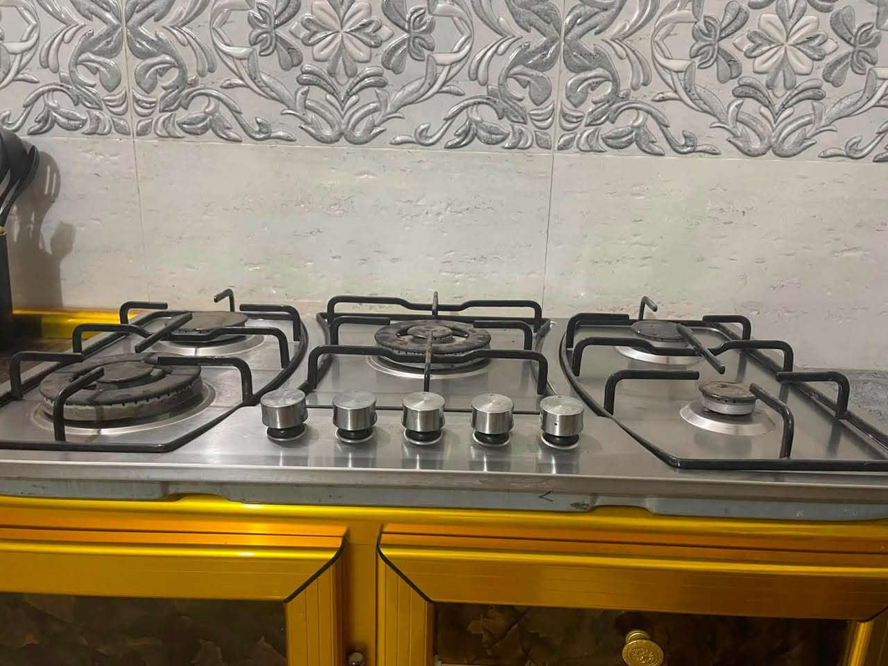 طباخ منضضي 5 عيون نسبة النظافة 98‎%‎


**إذا كنت صاحب هذا الإعلان وتريد حذفه لأي سبب، رجاءا أرسل رسالة إلى الدعم الفني**