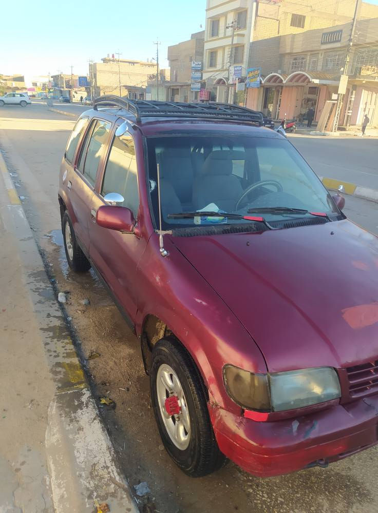 السلام عليكم كيا سبورتج موديل 1994محوره تحويل ونجي سته سلندر تخم تايرات سياره كلش حلوه وكهربائيات كله تشتغل وقطره خياس مابيه وراعيه موجود مكان كربلاء الرقم ***********
