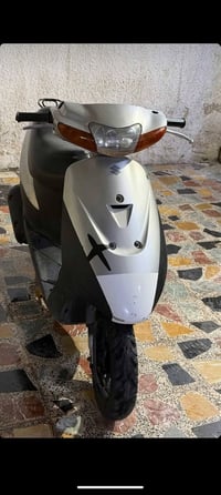 دراجه ساسوكي رياضي للبيع نضيفه مجفته مره وحده شغاله نكره هندر عوزها بس...