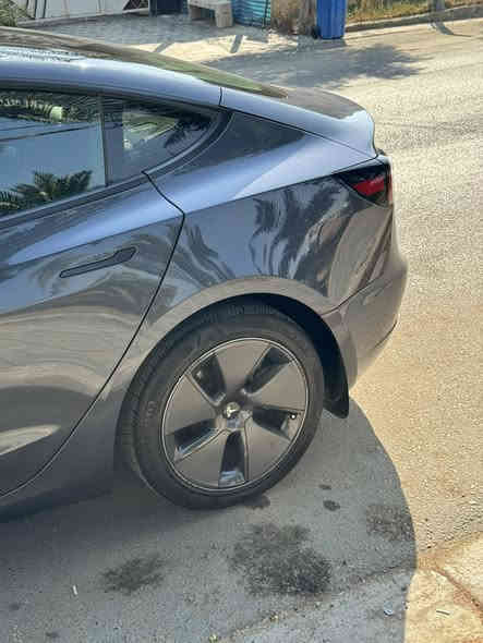 سلام عليكم 
تسلا مودل 3ستندر تك ماطور

 كفاله من الصبغ والضرر والبارد

داخله فقط بتقرير مياه امطار اكفله برغي ممفتوح بيهه وتاخذهه ع الفحص

سياره جديده بمعنه الكلمه بدون نقص

رقم بغداد بئسمي سنويه جديده

مكاني بغداد السيديه

السعر 158وبيه مجال للشراي

***********
