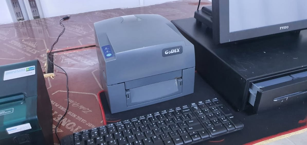 السلام عليكم جهاز باركود مستعمل للبيع يحتوي ع نظام البيان وينقسم النظام الى جزئين نظام الرئيسي ونظام فرعي للمخازن او يصلح لمحلين الحاله جيد جدا للاستفار الاتصال ع الرقم    ***********
السعر ٣٠٠٠,٠٠٠ مليون وبي مجال بسيط
