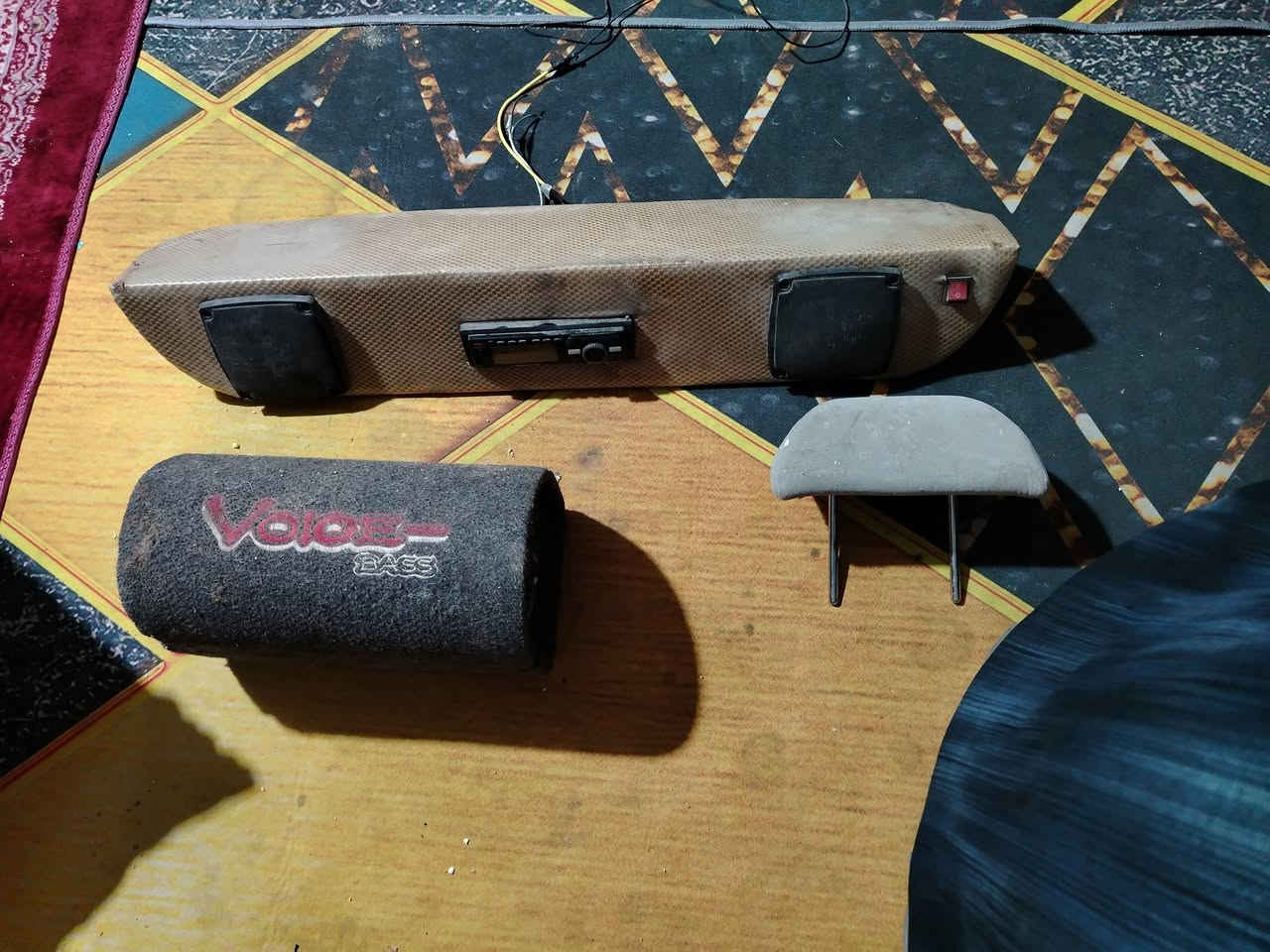 سلام عليكم غارض تكتك للبيع سبيرات نضيفات سعر الواحد 15+ مسجل جديد سعر 20مضخم-صوت سعر15نضيف وتجوه سعره 10 رقم ***********
