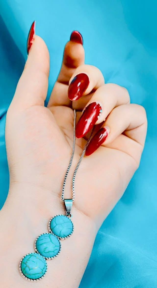 جديد ♥️جمال ونزاكه 🥰
قلادة الحسد 💙

قلاده حجر فيروزي ضد الحسد 🦋💙

ذهب برازيلي طلاء ثابت 

شكل جميل  🌸

السعر 5  الاف   

🚘 يوجد خدمة توصيل لجميع محافظات العراق 4 الاف 

للطلب ارسل عنوانك على واتساب /***********
