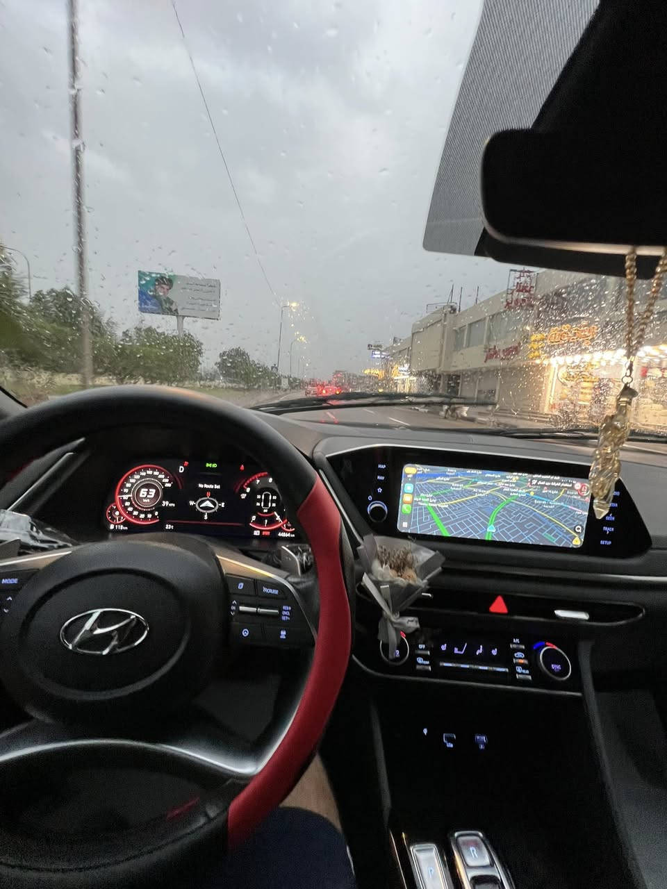 سوناتا للبيع لون سمني موديل 22 ماشية 44 كيلو كفالة
عامة فقط بارد بخشم المدكر
فول مواصفات رقم بصرة معوقين شبه مميز معوقها مواليد 2004 ولد صغير 
محرك 1600 تيربو 
عنوانها البصرة الجزائر 

***********
