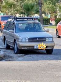 لبيع سيارة كراون ارنب ستيشن موديل 93 سيارة بانزين غاز رقمة كربلاء سيار...