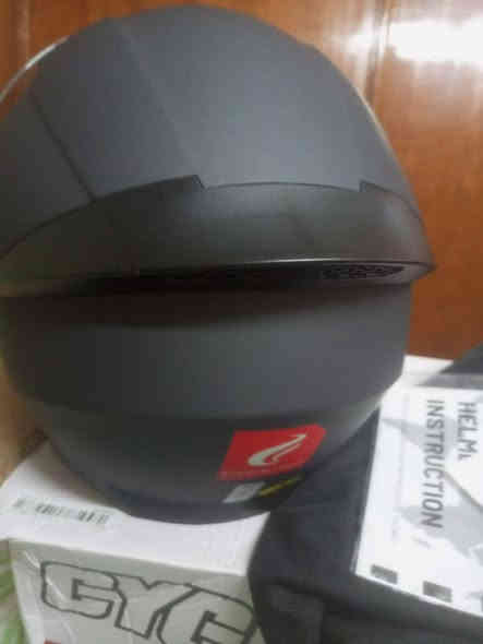 السلام عليكم شباب عندي خوذ حلوات ماركه امزون طلعلي بل غراض سعر القطعه ٦٠الف ***********
