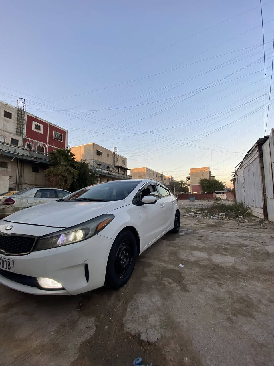 السلام عليكم
للبيع كيا فورتي ٢٠١٧ وارد أمريكي كلين بدون حادث سرقة بنيد فقط كير مكينة تبريد صدر تخم تاير كله جديد السيارة جديد وباسمي تحويل ثاني يوم *********** مكاني بغداد الدورة عارضها ب ١٣٠ بيها مجال
