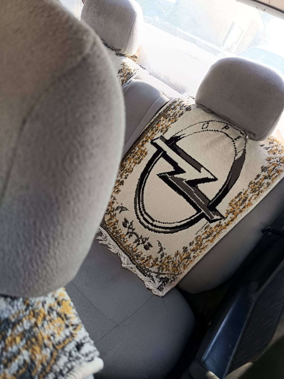 السلام عليكم للبيع فكترا 18 موديل 91 رقم اربيل سنويه ل 2031 شرط التحويل باسمي كفاله من الدعاميه للدعاميه ‪  للستفسار***********
