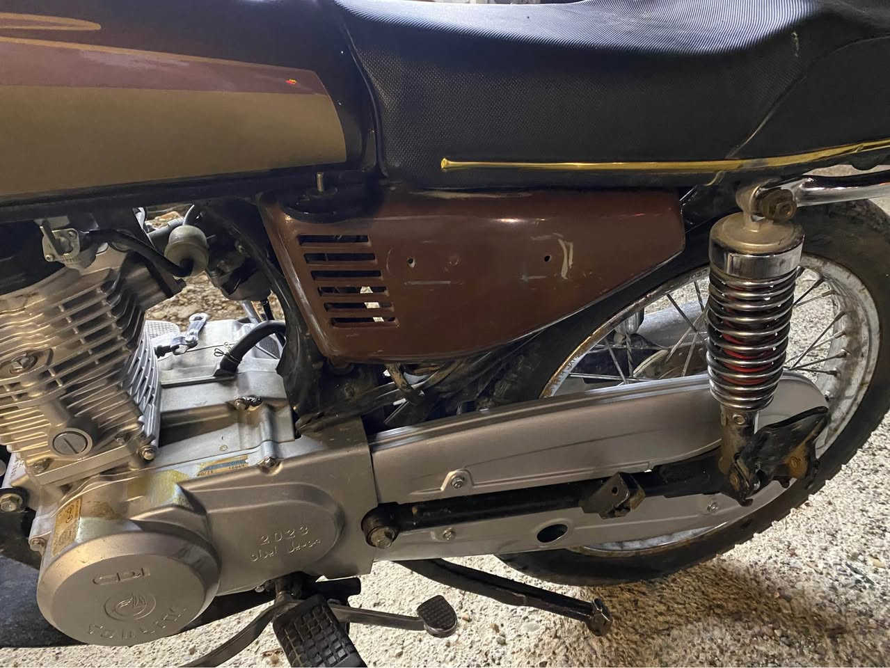 سڵاوی خواتان لێبێ
ئەم ماتۆرە بۆ فرۆشتنوو گۆڕینەوە
سۆنلیک
هەموو گیانی ٢٠٢٣
ماتۆرەکە گێچوو لایت بوە کراوە بە کراس
ئەقدوو مەنەفێستی ئەسڵی لەگەڵە
تاقمێکی جوانی لەسەرە 
کوشنی Cdi
ساڵۆنسای Mkz
دەستکاریەکی جوانم کردوە
دیشلی دواو پێشەوەم بۆ گۆڕیوە
لە ٤هەلنەسا نەتەوێ
نە رۆن نە دوکەڵی نیە 
تاقموایەری شەریکەی لەسەرە
ماتۆرێکی بێکێشەیەو بێ مەسرەفە
ماتۆرەکە لە سلێمانیە 
سعری ٤٣٠تۆزێ مەعامەلیە
لەمەش هەرزانتر هەیە سەرم مەیەشێنەو مەیکرە 
لەگەڵ رێزم
دڵن❤️ السليمانية, العراق


**إذا كنت صاحب هذا الإعلان وتريد حذفه لأي سبب، رجاءا أرسل رسالة إلى الدعم الفني**