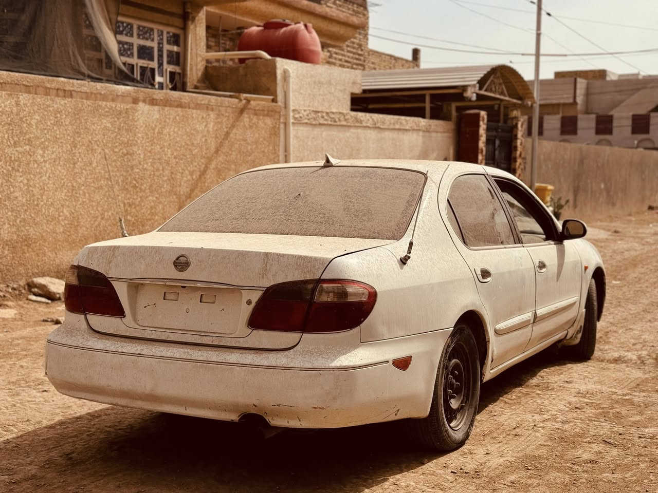 سلام عليكم
السعر 32 ورقة مجالها بسيط 

 نيسان مكسيما  مكينة ٣.٠ البلادية وكير عادي طيارة 

مزاد دولة  تسجل اصولي ١٠٠/١٠٠

معاملة واصلة للقرص                                     

مسجل وسماعات 

تبريد شغال   بس تشحن غاز 

حدادية نظيفة

تخم تاير جدد

مكينة وكير جدد لا تبخير ولا تنقيص

بدون ضربه كفاله من الضربه وجفيه وشواصي

مكاني بابل شارع ٣٠ حي العسكري

للاستفسار ***********
