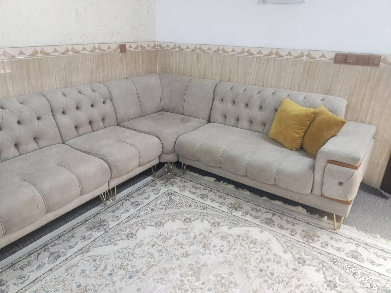 هةولير 
٢٨٥ هةزار و مةعامةلة 
١٠ نةفةرية /٧ مةترة


**إذا كنت صاحب هذا الإعلان وتريد حذفه لأي سبب، رجاءا أرسل رسالة إلى الدعم الفني**