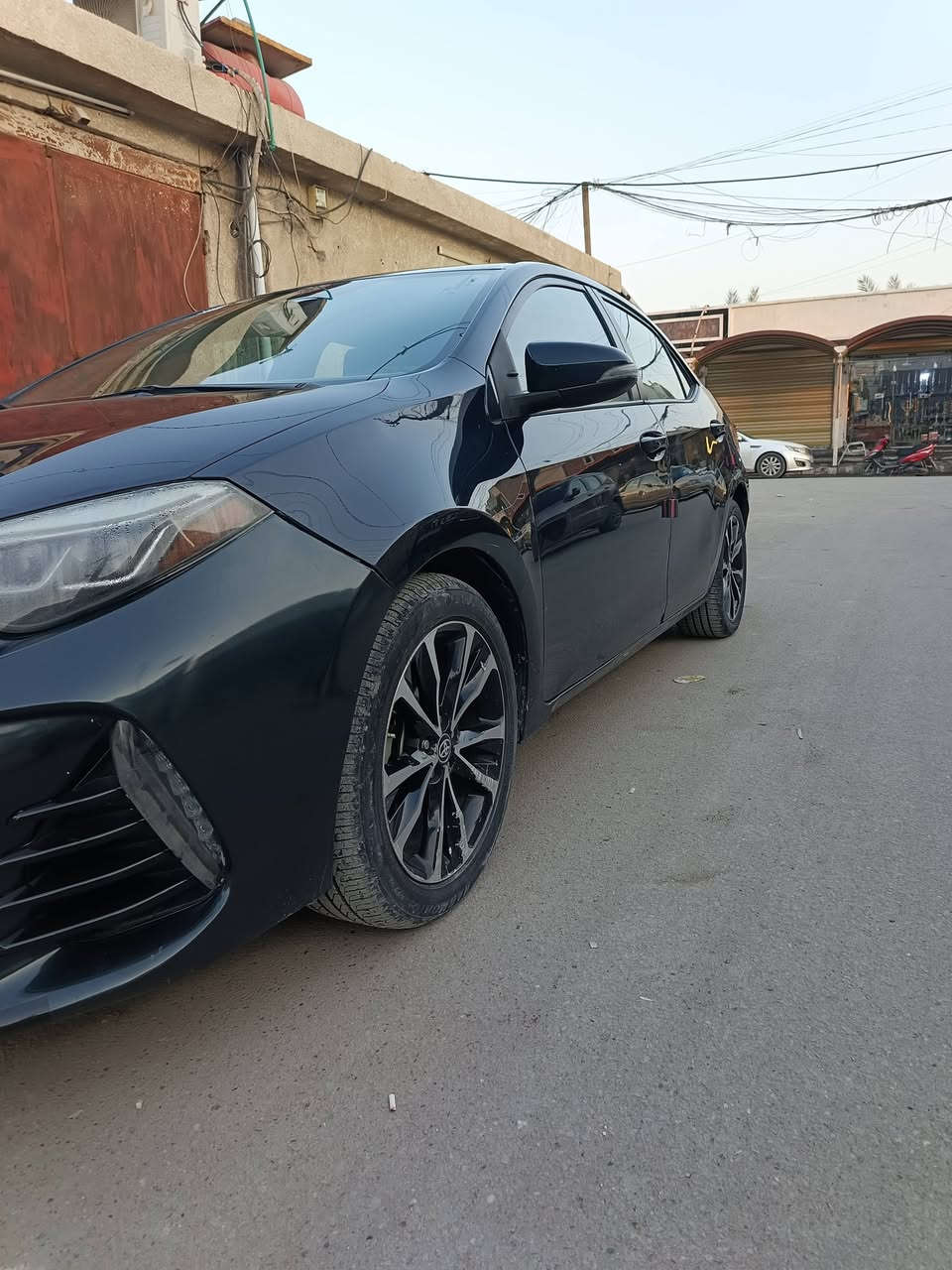 السلام عليكم
كورلا وارد أمريكي موديل ١٩ فئه se فول عدا الفتحه والبصمه حادث خفيف دعاميه وشويه من البنيد راجع بارد فقط بدون صبغ السياره كير مكينه تبريد حداديه كفاله صور الحادث والسونار مرفق بالصور رقم بغداد بااسمي سنويه وهزه جديده السعر ١٣٢ وبيها مجال العنوان بغداد للاستفسار اتصال وخاص موجود***********
