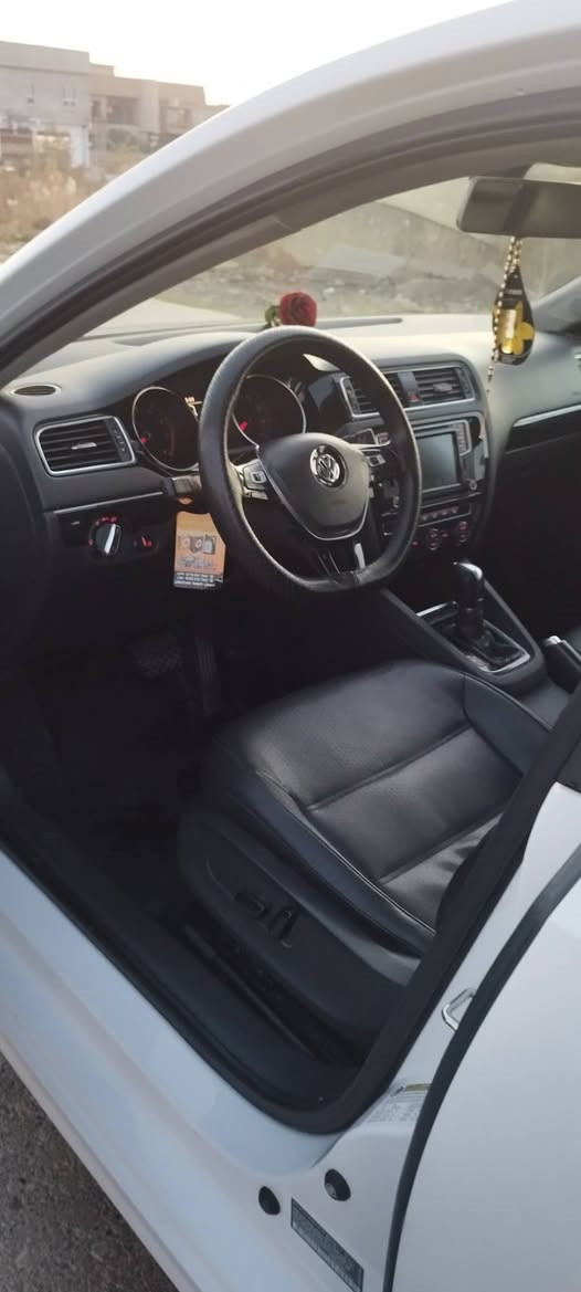 جيتا امريكي موديل 17 فول مواصفات بدون صبغ الي يريد يستفسر يخبرني علا رقم ***********
