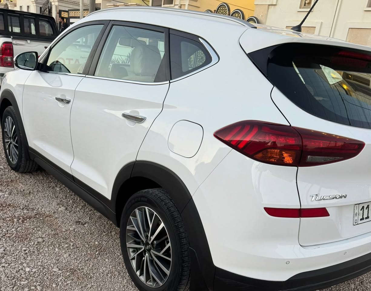 سيارة توسان خليجي للبيع  ٢٠١٩
خمس عدسات
مكفوله 
ماشيه ١٢٢ رقم بغداد
للاستفسار 
***********
